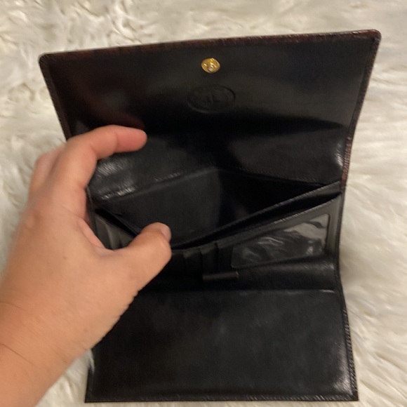 BRAHMIN wallet excellent condition dark brown color 8” wide and 4 1/5 “ high - Picture 5 of 16